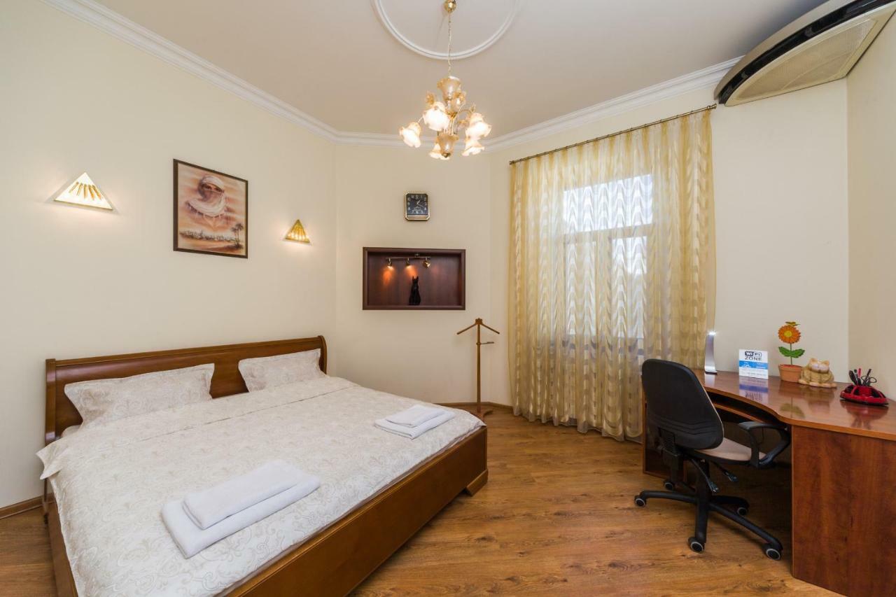 Apartamenty Na Sofievskoy Odessa Exterior photo